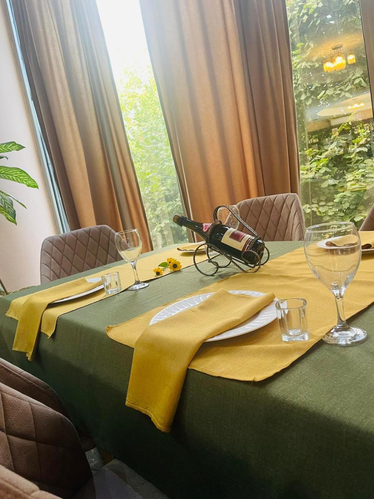 Hotel Konstantin لابليه سيلو المظهر الخارجي الصورة