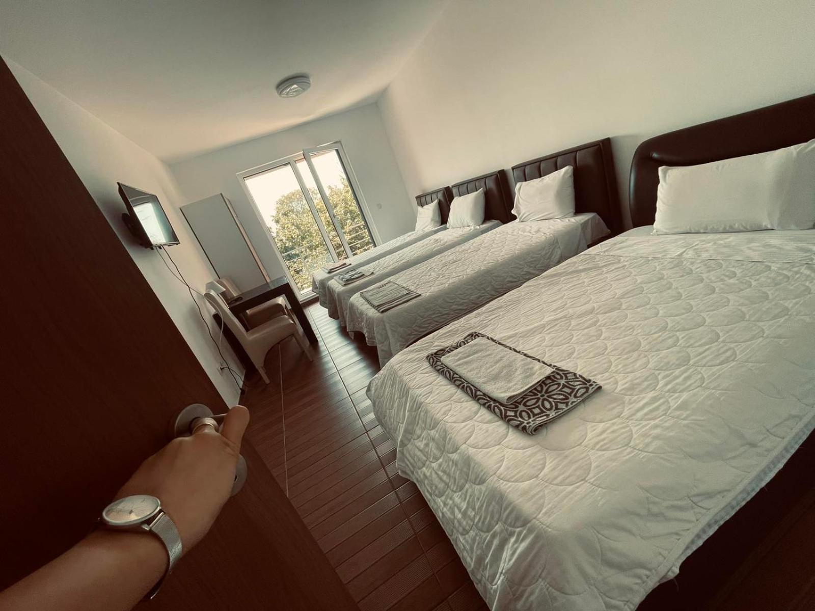 Hotel Konstantin لابليه سيلو المظهر الخارجي الصورة