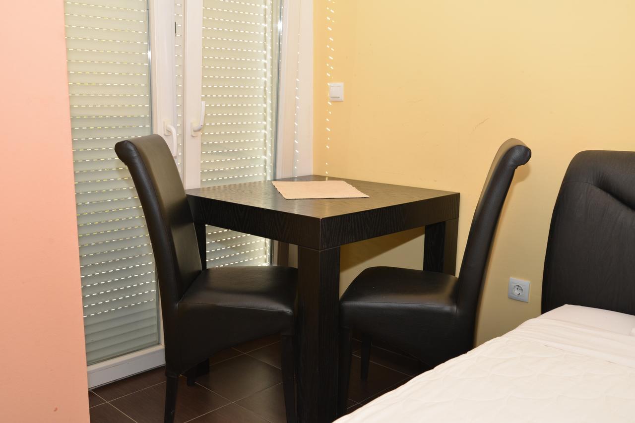 Hotel Konstantin لابليه سيلو المظهر الخارجي الصورة