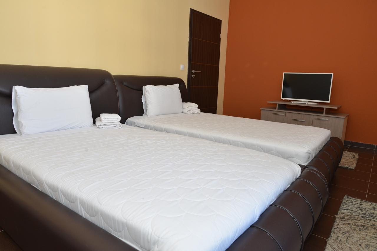 Hotel Konstantin لابليه سيلو المظهر الخارجي الصورة